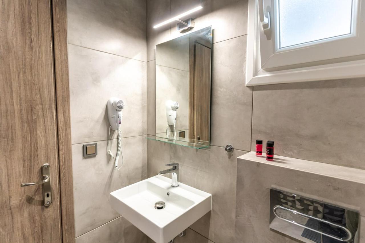 كيراموتي Aura Apartments المظهر الخارجي الصورة